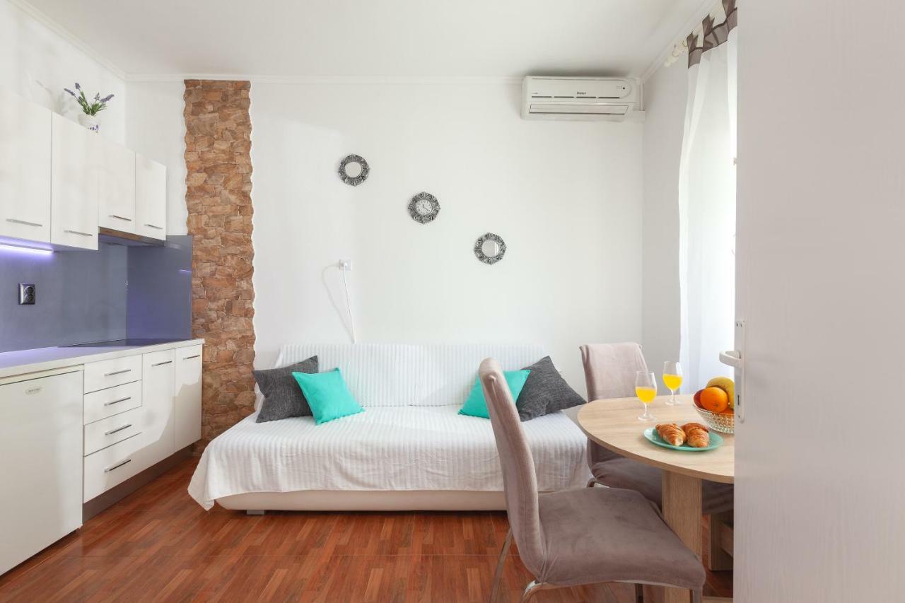 Apartments R Makarska Luaran gambar